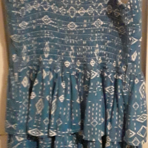 Blue Geometric Print Ruffle Dress - Picture 2 of 4